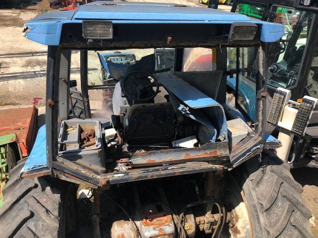 Ford / New Holland For parts 7840 - Traktor: obrázok 2 Ford / New Holland For parts 7840 - Traktor: obrázok 2