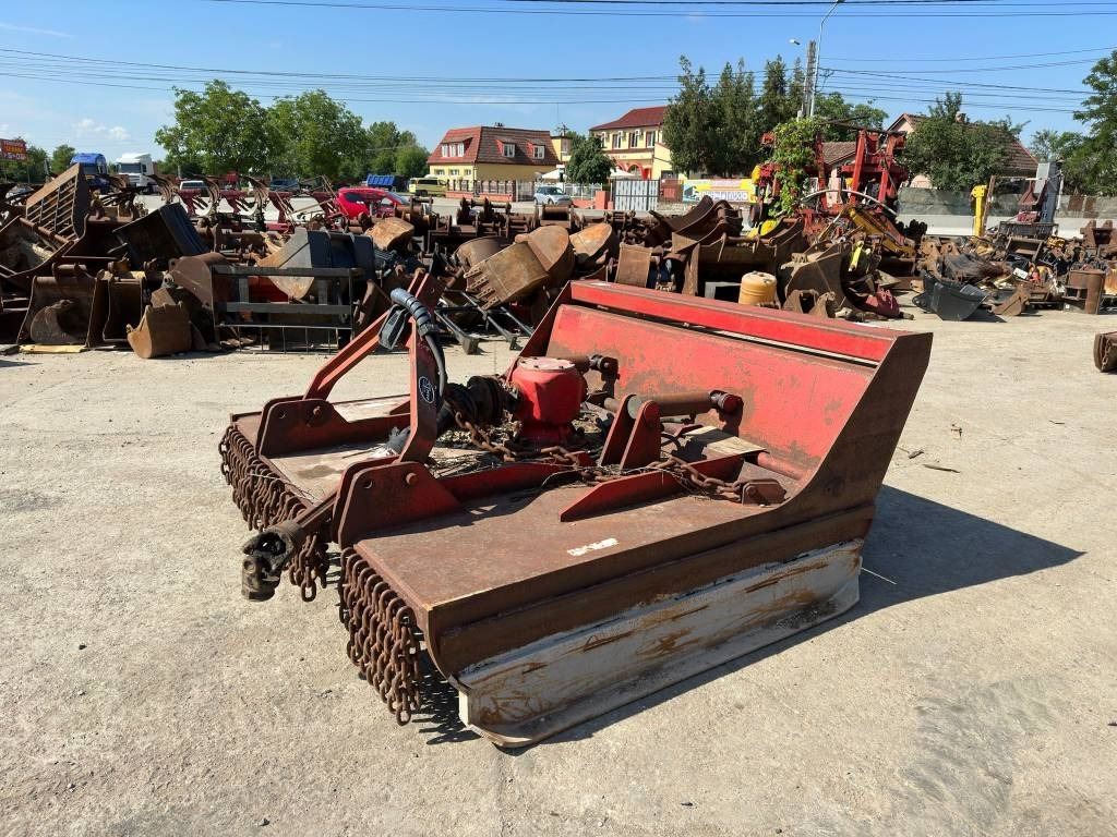 Grenier Franco SD2000 - Lesná fréza: obrázok 2 Grenier Franco SD2000 - Lesná fréza: obrázok 2