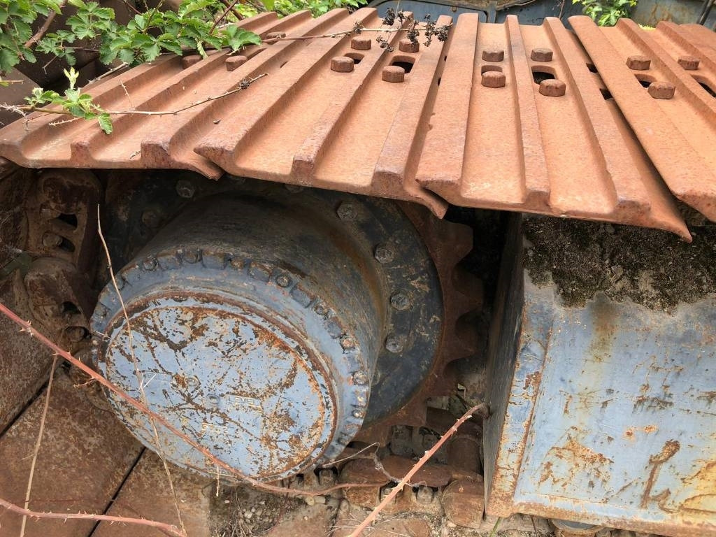 Halla Hitachi HE 280 ICE - Pásové rýpadlo: obrázok 3 Halla Hitachi HE 280 ICE - Pásové rýpadlo: obrázok 3