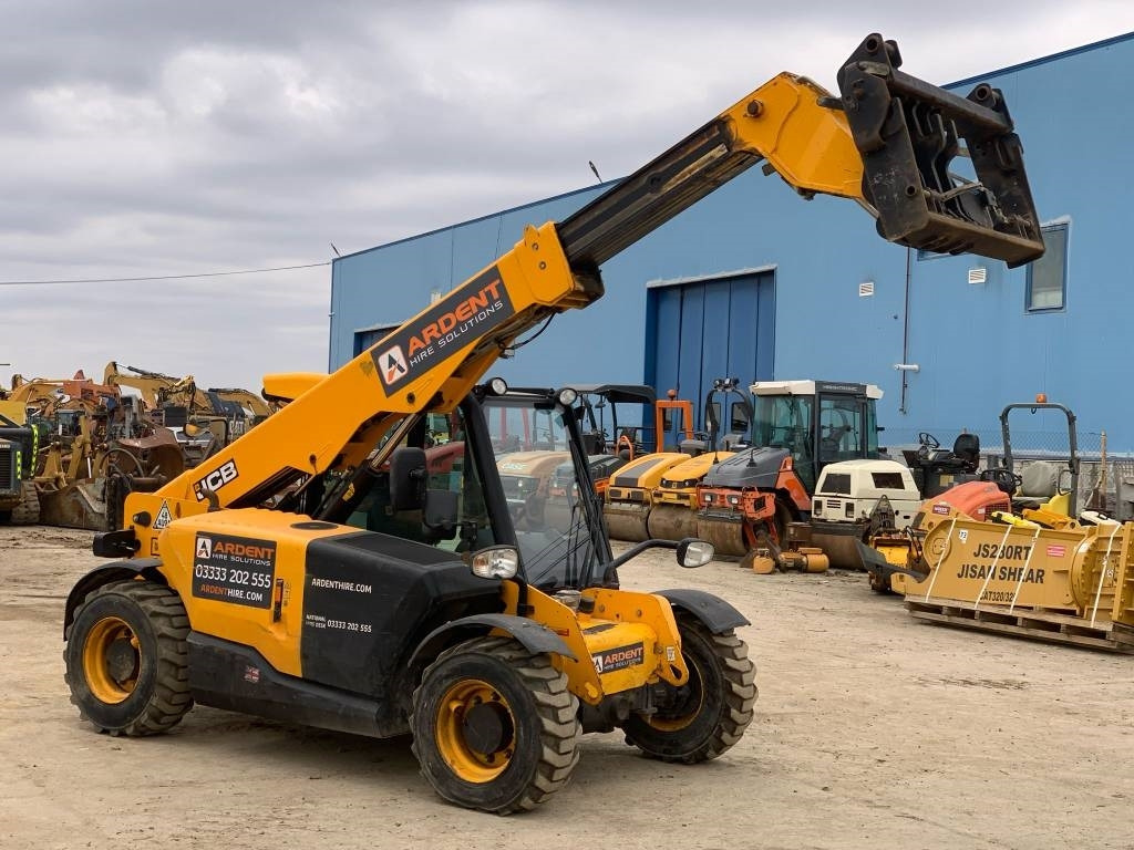 JCB 525-60 HI VIZ - Teleskopický nakladač: obrázok 1 JCB 525-60 HI VIZ - Teleskopický nakladač: obrázok 1