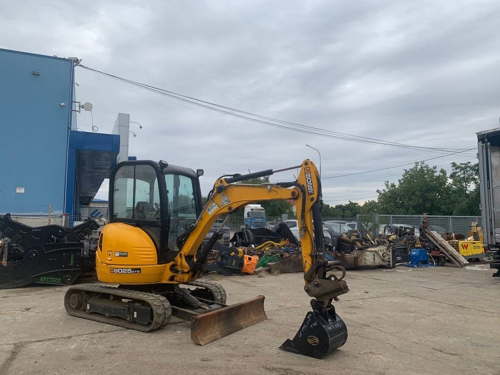 JCB 8025 ZTS - Mini rýpadlo: obrázok 3 JCB 8025 ZTS - Mini rýpadlo: obrázok 3