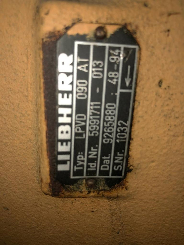 Liebherr Engine D 906 - Motor pre Stavebné stroje: obrázok 3 Liebherr Engine D 906 - Motor pre Stavebné stroje: obrázok 3