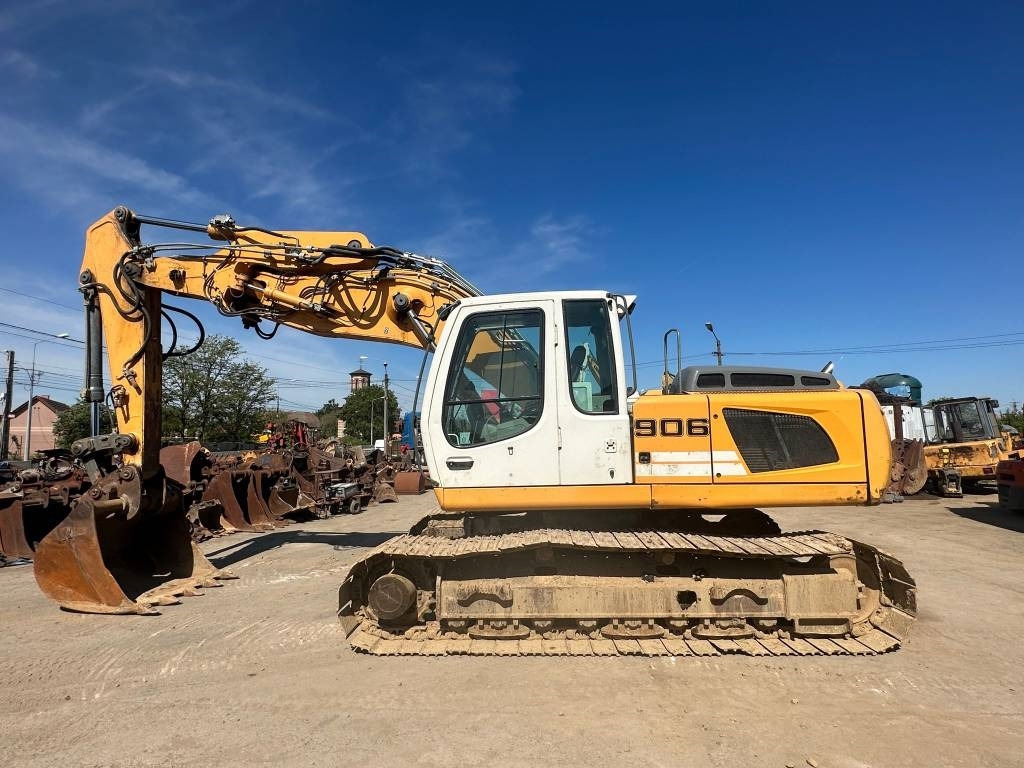 Liebherr R 906 LC - Pásové rýpadlo: obrázok 4 Liebherr R 906 LC - Pásové rýpadlo: obrázok 4