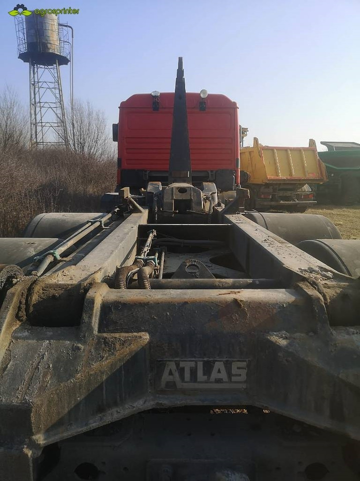 MAN F2001 - Hákový nosič kontajnerov: obrázok 5 MAN F2001 - Hákový nosič kontajnerov: obrázok 5