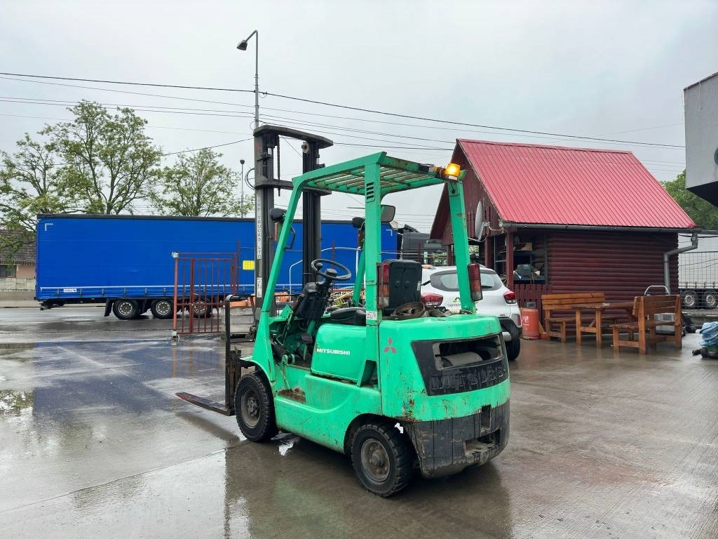 Mitsubishi FD15 - Dieselový vysokozdvižný vozík: obrázok 5 Mitsubishi FD15 - Dieselový vysokozdvižný vozík: obrázok 5