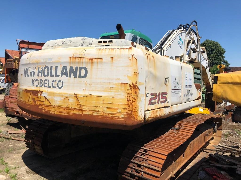 New Holland E 215 B FOR PARTS - Pásové rýpadlo: obrázok 2 New Holland E 215 B FOR PARTS - Pásové rýpadlo: obrázok 2