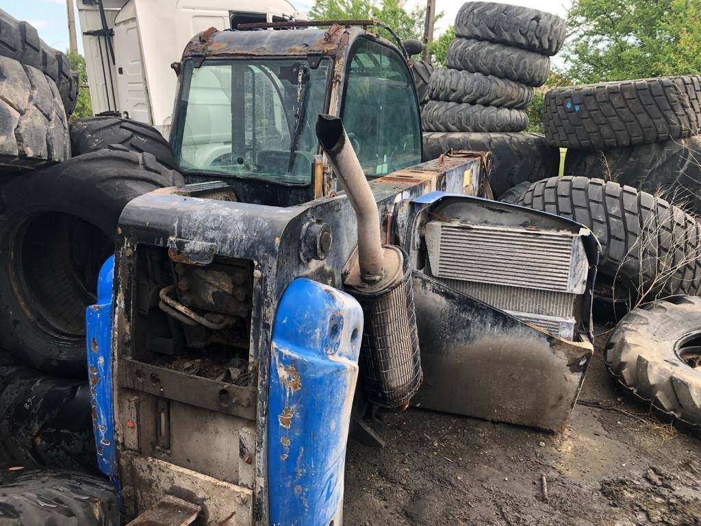 New Holland For Parts LM 5060 - Teleskopický nakladač: obrázok 2 New Holland For Parts LM 5060 - Teleskopický nakladač: obrázok 2