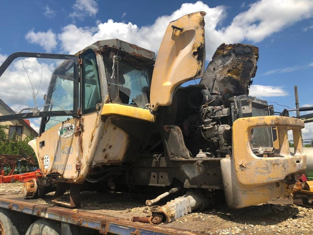 New Holland LM 430 FOR PARTS - Teleskopický nakladač: obrázok 5 New Holland LM 430 FOR PARTS - Teleskopický nakladač: obrázok 5