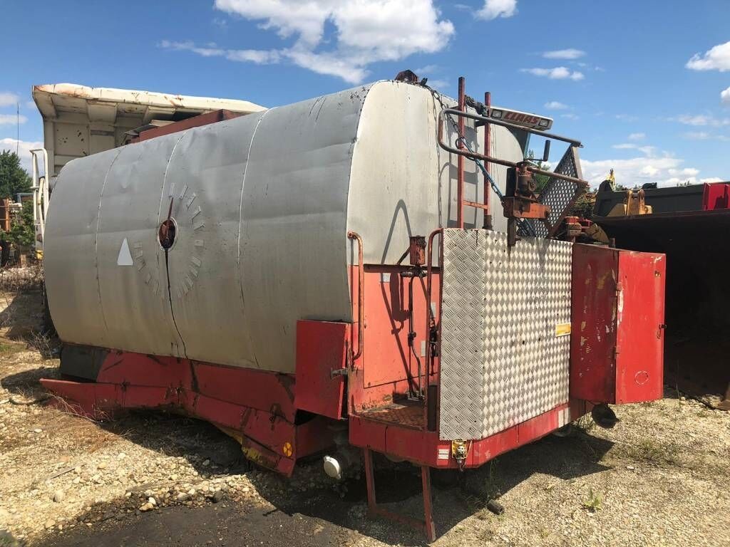 Strassmayr R7500 Strassmayr R7500 - Rozstrekovač živice: obrázok 1 Strassmayr R7500 Strassmayr R7500 - Rozstrekovač živice: obrázok 1