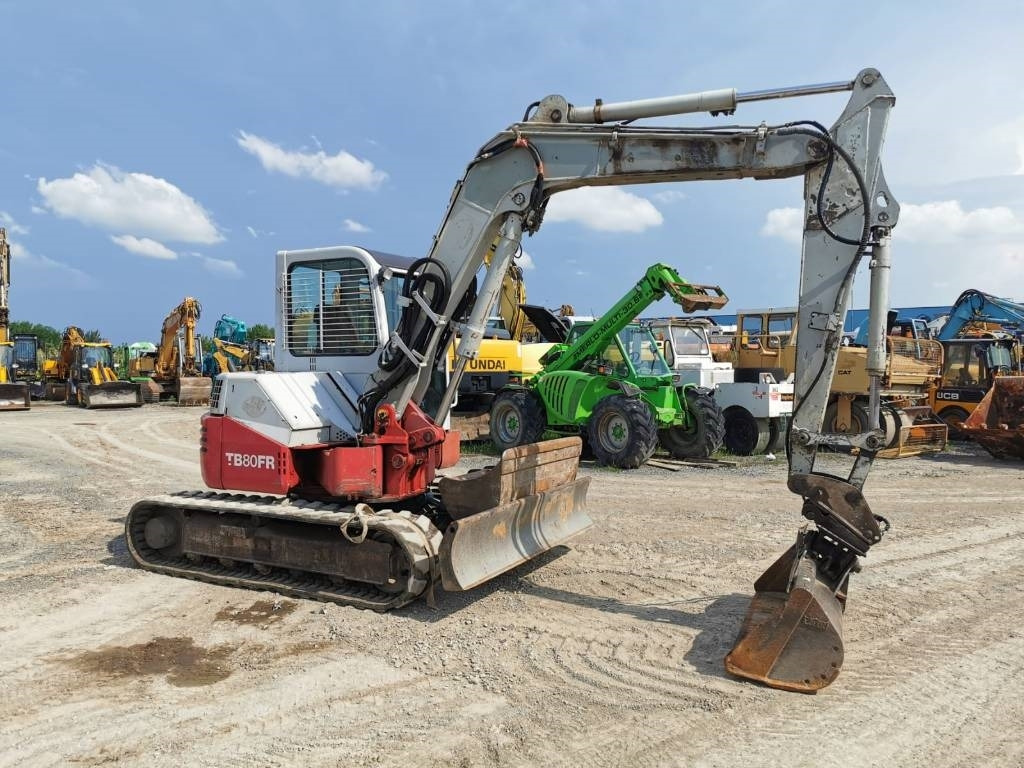 Takeuchi TB80FR - Mini rýpadlo: obrázok 2 Takeuchi TB80FR - Mini rýpadlo: obrázok 2