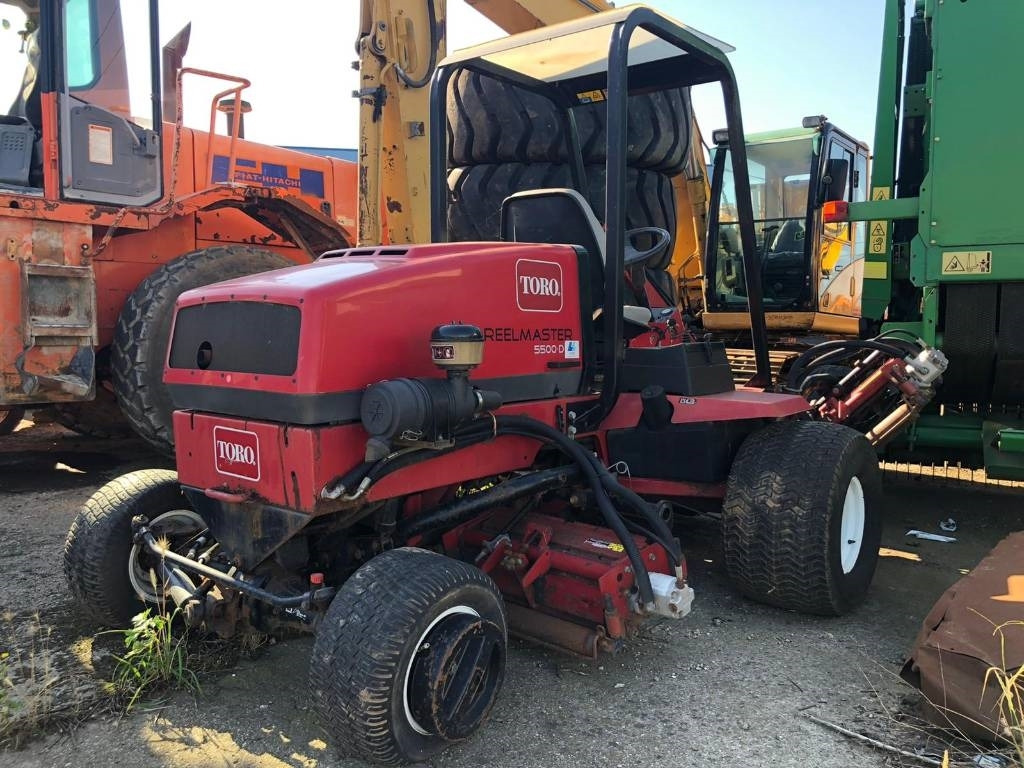Toro REELMASTER 5500D - Záhradná kosačka: obrázok 5 Toro REELMASTER 5500D - Záhradná kosačka: obrázok 5