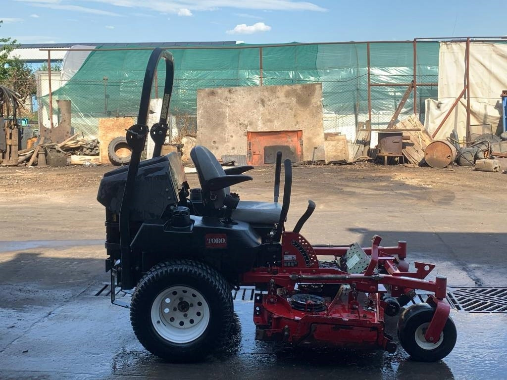 Toro Z MASTER PROFESSIONAL 7000 - Záhradná kosačka: obrázok 3 Toro Z MASTER PROFESSIONAL 7000 - Záhradná kosačka: obrázok 3