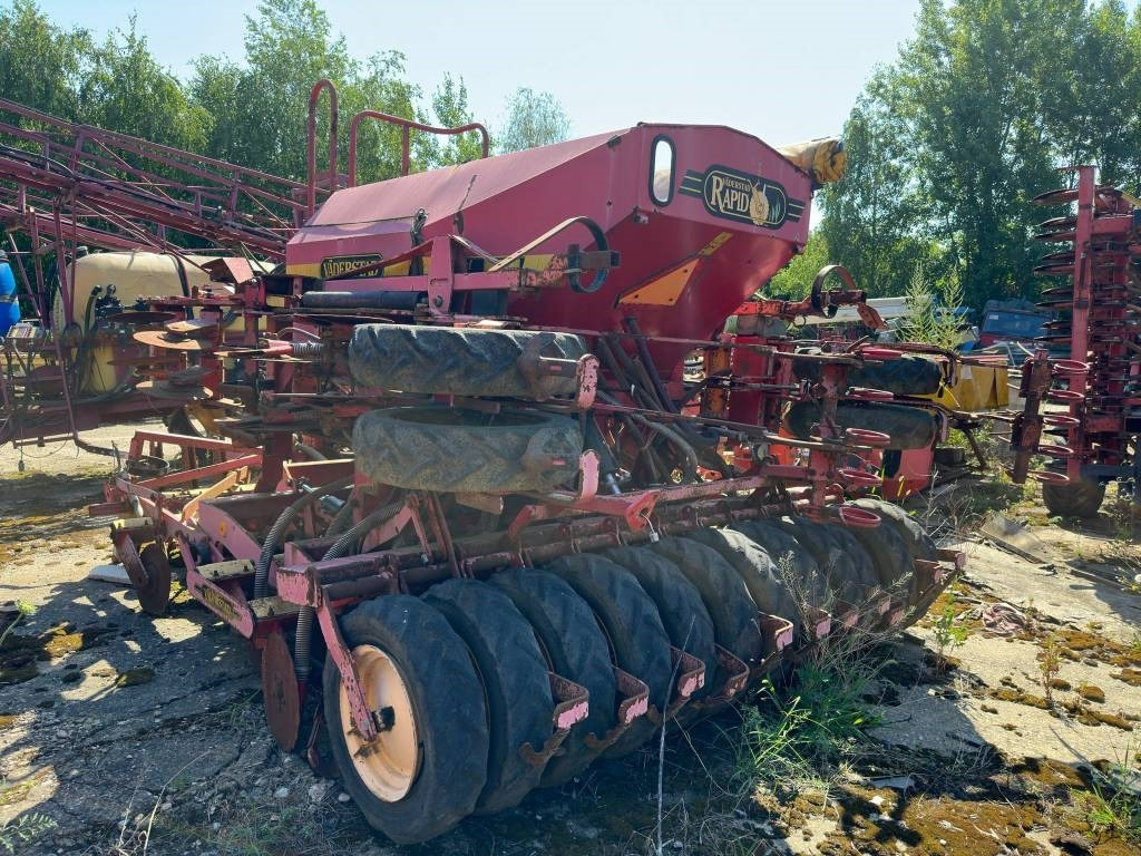 Vaderstad Rapid400F - Modulárny sejací stroj: obrázok 4 Vaderstad Rapid400F - Modulárny sejací stroj: obrázok 4