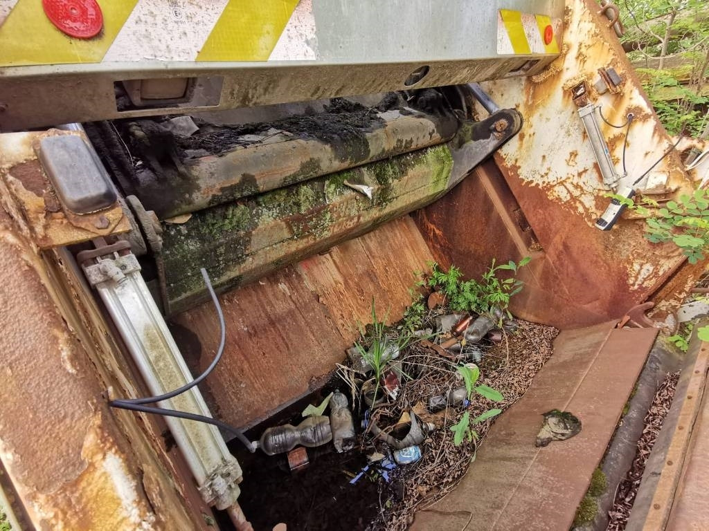 Volvo FL6 - Auto na odvoz odpadu: obrázok 4 Volvo FL6 - Auto na odvoz odpadu: obrázok 4