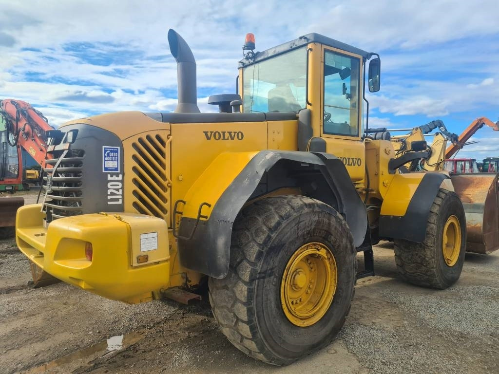 Volvo L 120 E - Kolesový nakladač: obrázok 5 Volvo L 120 E - Kolesový nakladač: obrázok 5