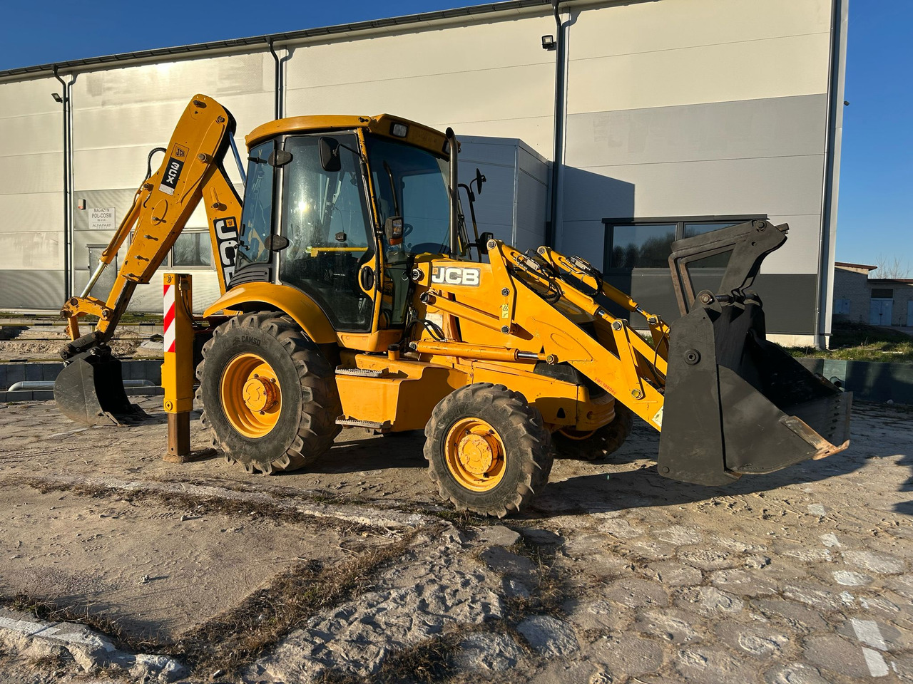 JCB 3CX - Rýpadlo-nakladač: obrázok 1 JCB 3CX - Rýpadlo-nakladač: obrázok 1