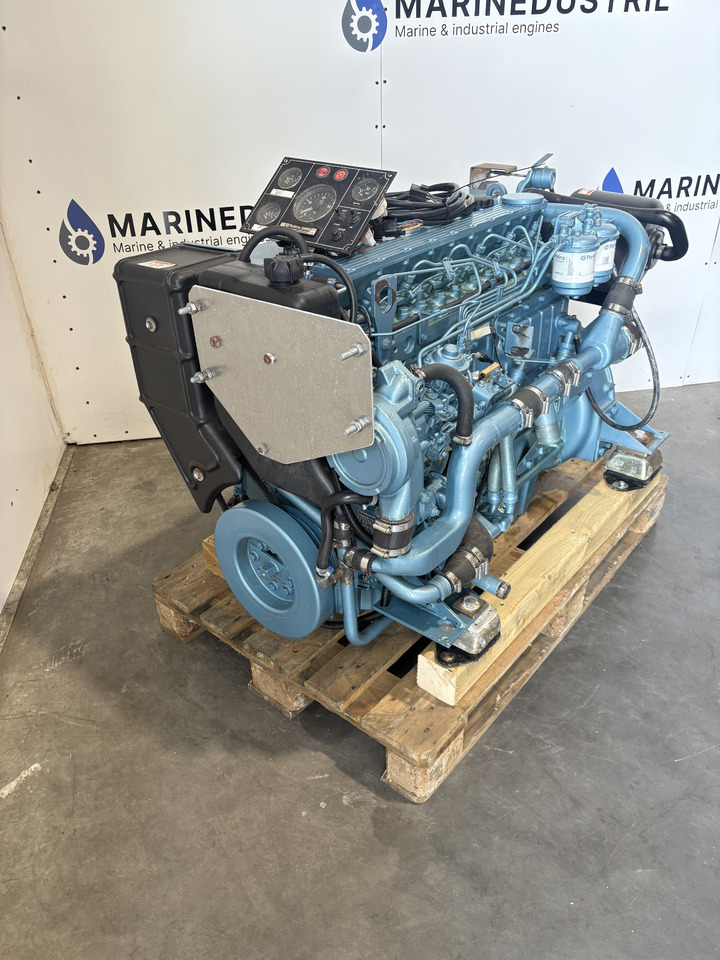 Perkins Sabre M185C - Motor: obrázok 4 Perkins Sabre M185C - Motor: obrázok 4