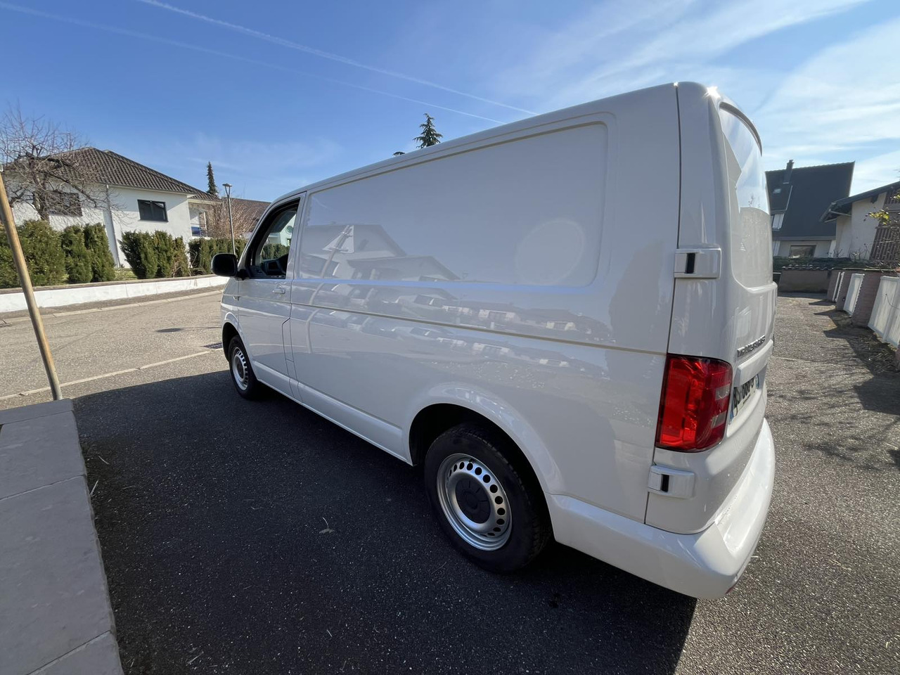 Volkswagen Transporter T6 150hp DSG7 - Furgon: obrázok 3 Volkswagen Transporter T6 150hp DSG7 - Furgon: obrázok 3