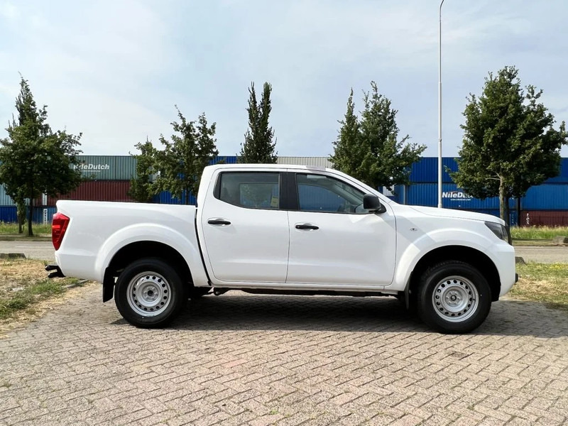 Nissan Navara 4x4 - 22 UNITS - 2.5 D Double Cab - XE - EURO 2 - NEW!! READY FOR WORK!!! - Pick-up, Dodávkа s dvojitou kabínou: obrázok 5 Nissan Navara 4x4 - 22 UNITS - 2.5 D Double Cab - XE - EURO 2 - NEW!! READY FOR WORK!!! - Pick-up, Dodávkа s dvojitou kabínou: obrázok 5