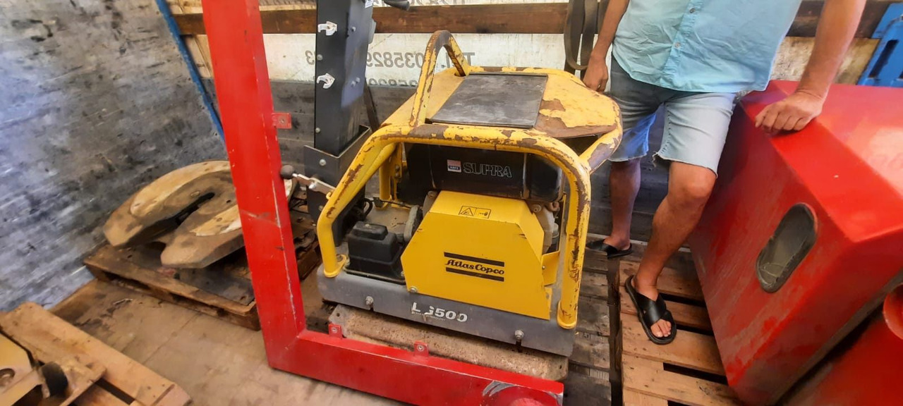 Atlas Copco Rüttelplatte LJ500 - Vibračná doska: obrázok 1 Atlas Copco Rüttelplatte LJ500 - Vibračná doska: obrázok 1