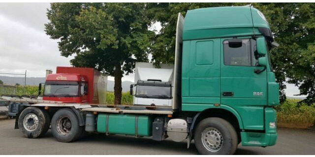 DAF XF105-460Super Spacs Cap G.Haus/Hoch Retarder - Nákladné vozidlo na prepravu dreva: obrázok 3 DAF XF105-460Super Spacs Cap G.Haus/Hoch Retarder - Nákladné vozidlo na prepravu dreva: obrázok 3
