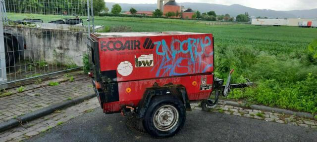 Doosan F 30 - Vzduchový kompresor: obrázok 3 Doosan F 30 - Vzduchový kompresor: obrázok 3