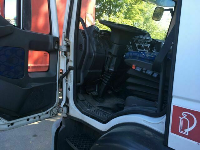 Iveco ML120 E22 Kühlkoffer LBW Deutsche Maschine - Chladirenské nákladné vozidlo: obrázok 5 Iveco ML120 E22 Kühlkoffer LBW Deutsche Maschine - Chladirenské nákladné vozidlo: obrázok 5