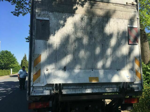 Iveco ML120 E22 Kühlkoffer LBW Deutsche Maschine - Chladirenské nákladné vozidlo: obrázok 4 Iveco ML120 E22 Kühlkoffer LBW Deutsche Maschine - Chladirenské nákladné vozidlo: obrázok 4