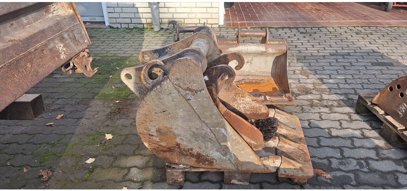 Kubota Löffel für Minibagger - Lyžica pre rýpadlo: obrázok 1 Kubota Löffel für Minibagger - Lyžica pre rýpadlo: obrázok 1