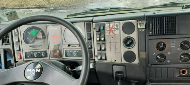 MAN 26.314K 6x2 Blatt/Luft Diff/Sperre - Hákový nosič kontajnerov: obrázok 5 MAN 26.314K 6x2 Blatt/Luft Diff/Sperre - Hákový nosič kontajnerov: obrázok 5