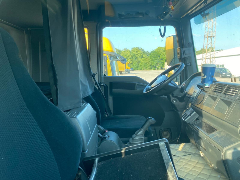 MAN TGL 12.250 Plane/Spr. LBW Klima AHK - Plachtové nákladné vozidlo: obrázok 4 MAN TGL 12.250 Plane/Spr. LBW Klima AHK - Plachtové nákladné vozidlo: obrázok 4