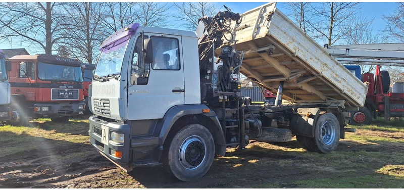MAN TGM 18.220 4x2 3.S-Kipper mit Kran - Sklápač, Auto s hydraulickou rukou: obrázok 2 MAN TGM 18.220 4x2 3.S-Kipper mit Kran - Sklápač, Auto s hydraulickou rukou: obrázok 2