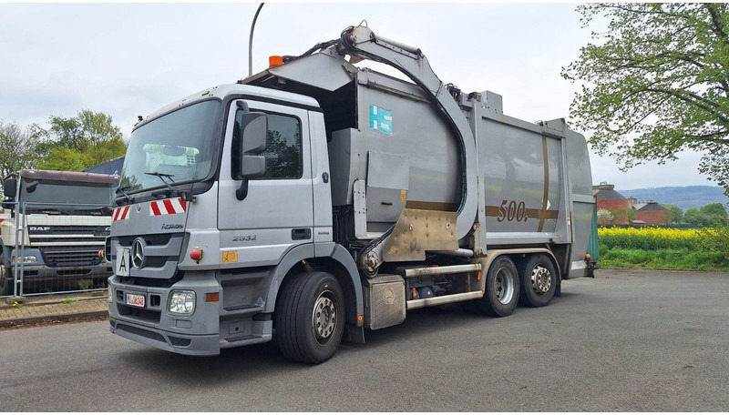 Mercedes-Benz 2532 Actros Überkopflader - Auto na odvoz odpadu: obrázok 1 Mercedes-Benz 2532 Actros Überkopflader - Auto na odvoz odpadu: obrázok 1