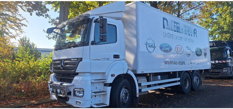 Mercedes-Benz 2540 Koffer mit LBW - Skříňový nákladní auto: obrázok 2 Mercedes-Benz 2540 Koffer mit LBW - Skříňový nákladní auto: obrázok 2