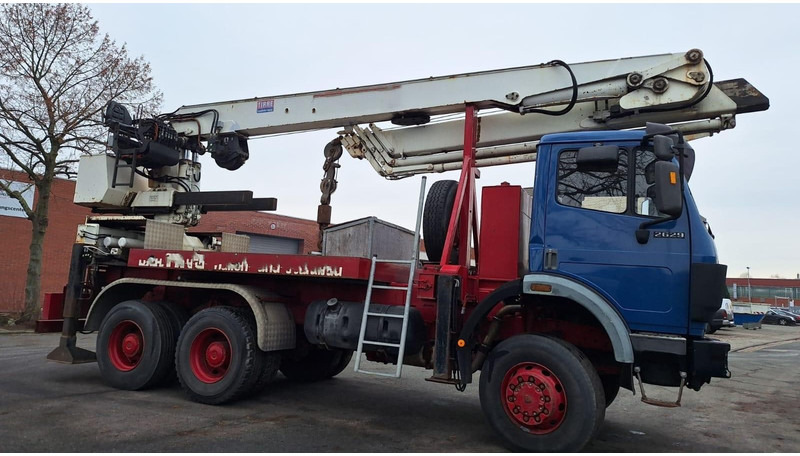 Mercedes-Benz 2629 AK Motorwagen mit Kran Dachdeckerkran6x6 - Auto s hydraulickou rukou: obrázok 1 Mercedes-Benz 2629 AK Motorwagen mit Kran Dachdeckerkran6x6 - Auto s hydraulickou rukou: obrázok 1