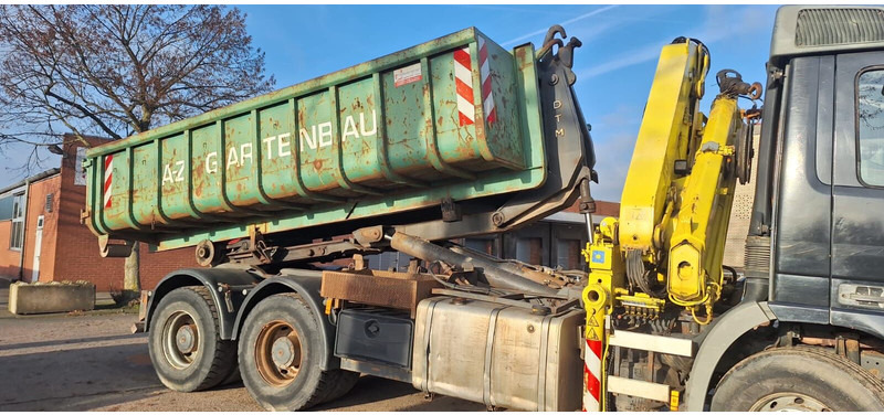 Mercedes-Benz 3335 - Hákový nosič kontajnerov, Auto s hydraulickou rukou: obrázok 4 Mercedes-Benz 3335 - Hákový nosič kontajnerov, Auto s hydraulickou rukou: obrázok 4