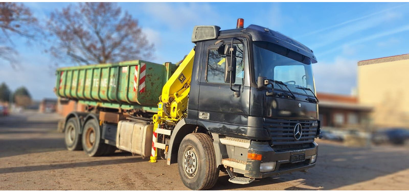 Mercedes-Benz 3335 - Hákový nosič kontajnerov, Auto s hydraulickou rukou: obrázok 5 Mercedes-Benz 3335 - Hákový nosič kontajnerov, Auto s hydraulickou rukou: obrázok 5