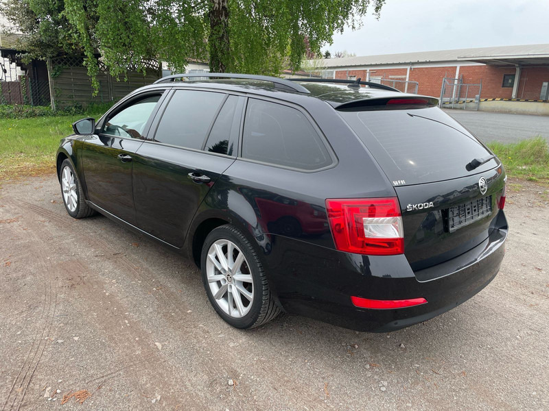 Škoda Octavia 2.0 TDI Green tec Solution Combi - Automobil: obrázok 2 Škoda Octavia 2.0 TDI Green tec Solution Combi - Automobil: obrázok 2