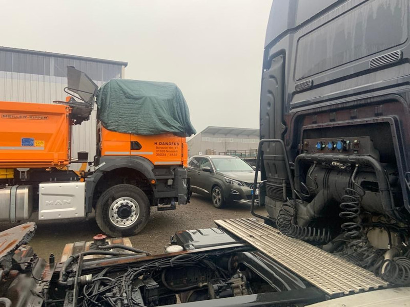 MAN TG-S 18.400PS 4x2 BLS - Ťahač: obrázok 4 MAN TG-S 18.400PS 4x2 BLS - Ťahač: obrázok 4