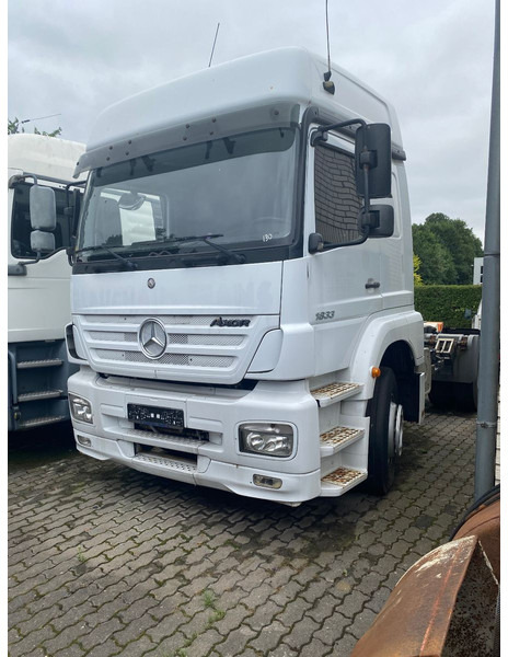Mercedes-Benz 1833LS G.Haus/Hochdach - Ťahač: obrázok 1 Mercedes-Benz 1833LS G.Haus/Hochdach - Ťahač: obrázok 1