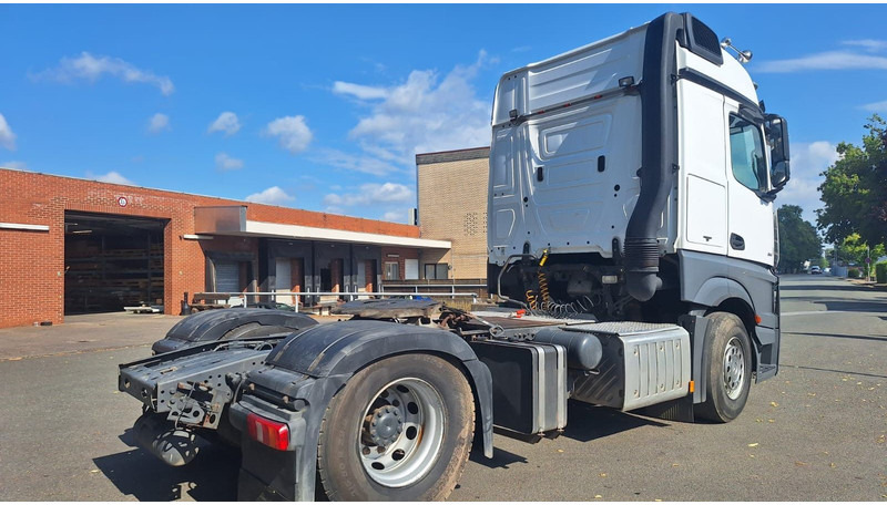 Mercedes-Benz 1851Actros 4 2-Achser SZM - Ťahač: obrázok 4 Mercedes-Benz 1851Actros 4 2-Achser SZM - Ťahač: obrázok 4