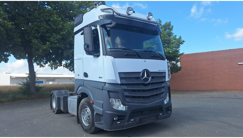 Mercedes-Benz 1851Actros 4 2-Achser SZM - Ťahač: obrázok 5 Mercedes-Benz 1851Actros 4 2-Achser SZM - Ťahač: obrázok 5