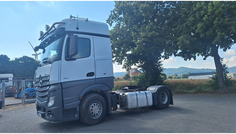 Mercedes-Benz 1851Actros 4 2-Achser SZM - Ťahač: obrázok 1 Mercedes-Benz 1851Actros 4 2-Achser SZM - Ťahač: obrázok 1