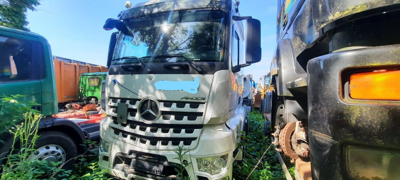 Mercedes-Benz Arocs SZM 1843 - Ťahač: obrázok 1 Mercedes-Benz Arocs SZM 1843 - Ťahač: obrázok 1