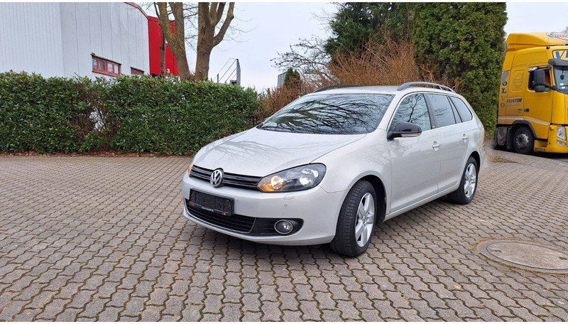 Volkswagen Golf Variant Style - Automobil: obrázok 2 Volkswagen Golf Variant Style - Automobil: obrázok 2