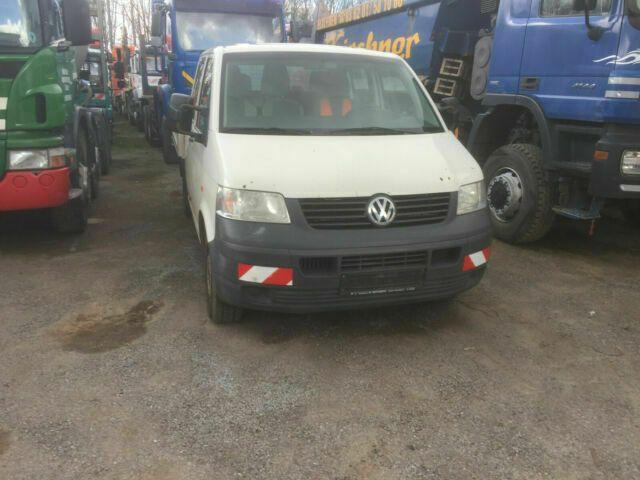 Volkswagen T5 Pritsche Doka - Dodávka valník, Dodávkа s dvojitou kabínou: obrázok 2 Volkswagen T5 Pritsche Doka - Dodávka valník, Dodávkа s dvojitou kabínou: obrázok 2