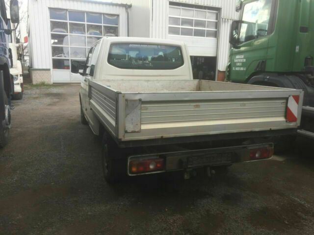 Volkswagen T5 Pritsche Doka - Dodávka valník, Dodávkа s dvojitou kabínou: obrázok 4 Volkswagen T5 Pritsche Doka - Dodávka valník, Dodávkа s dvojitou kabínou: obrázok 4