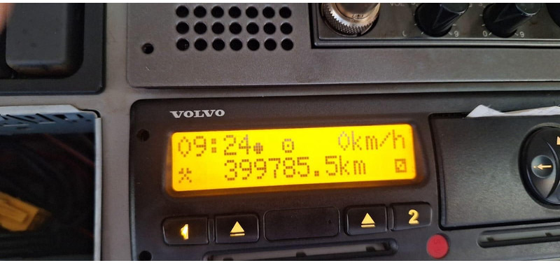 Volvo Absetzkipper FE-320 - Ramenový nosič kontajnerov: obrázok 5 Volvo Absetzkipper FE-320 - Ramenový nosič kontajnerov: obrázok 5