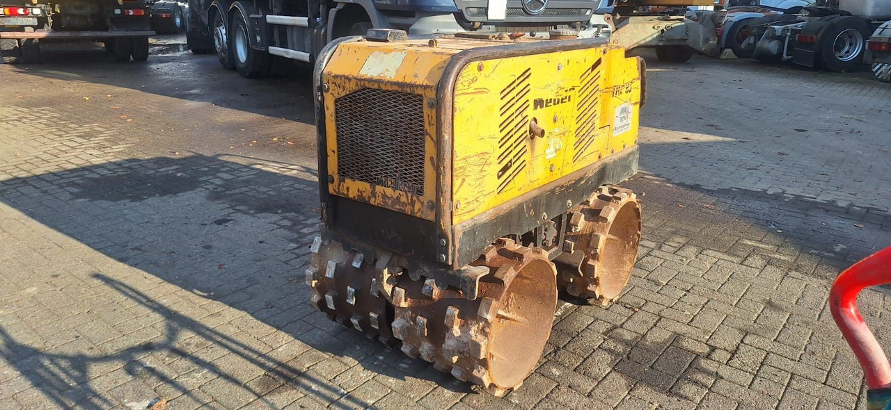 Weber TRC85 Walze - Minivalec: obrázok 1 Weber TRC85 Walze - Minivalec: obrázok 1