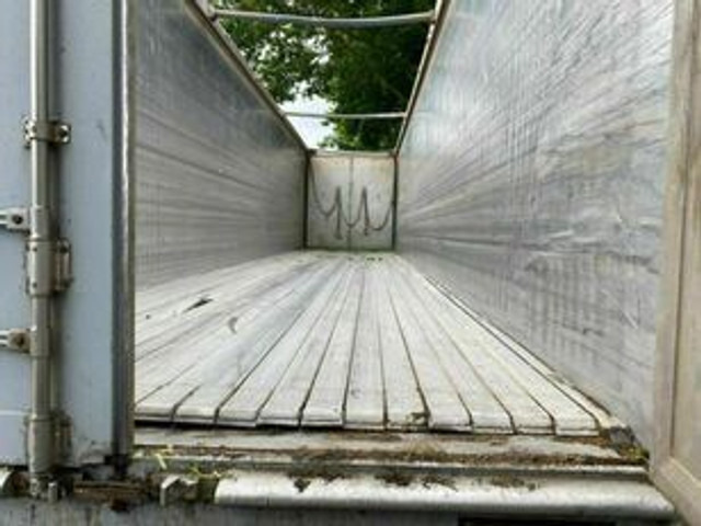 Kraker CF-Z Schubodenauflieger 90Kubik - Náves s posuvnou podlahou: obrázok 2 Kraker CF-Z Schubodenauflieger 90Kubik - Náves s posuvnou podlahou: obrázok 2